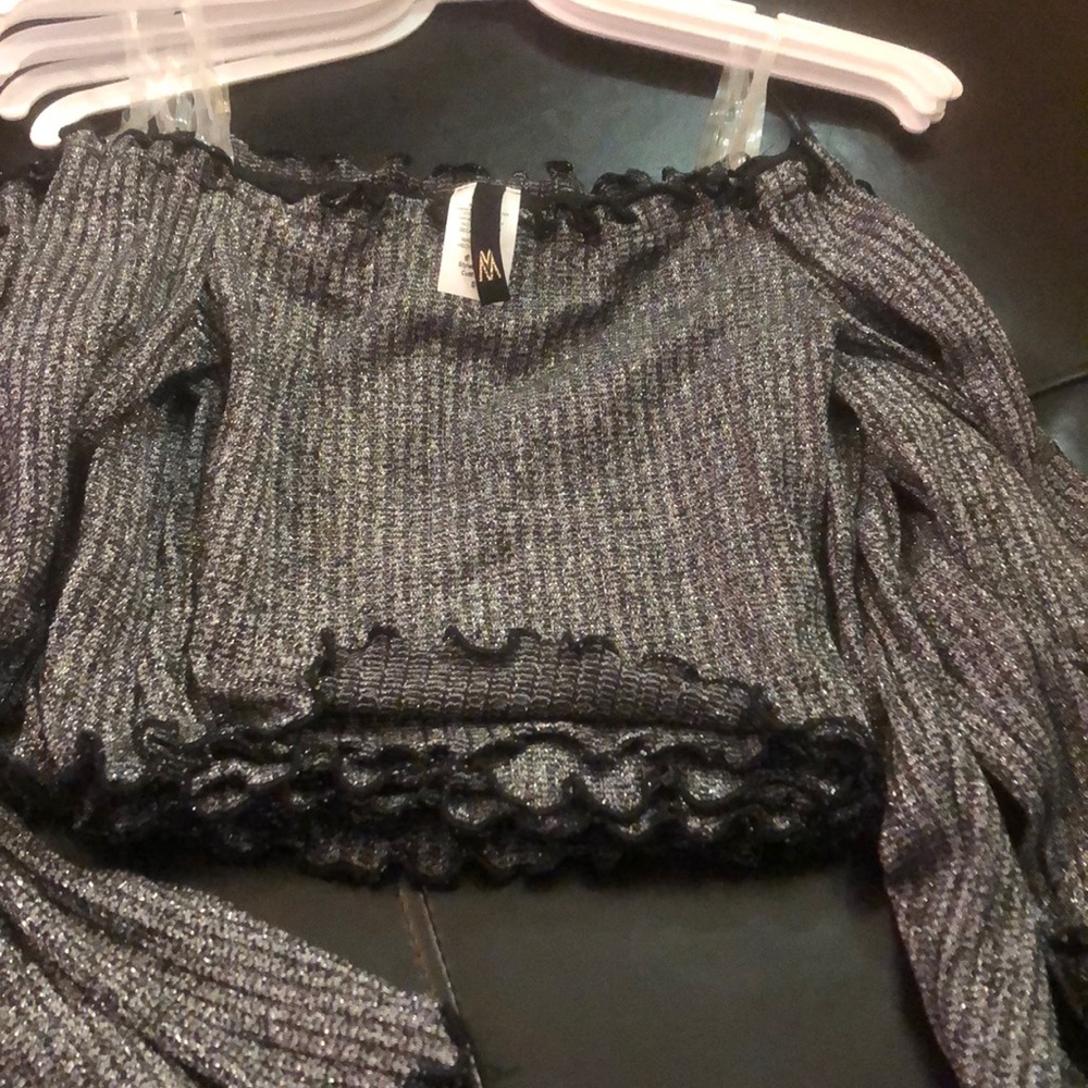 Crop long sleeve glitter shirt